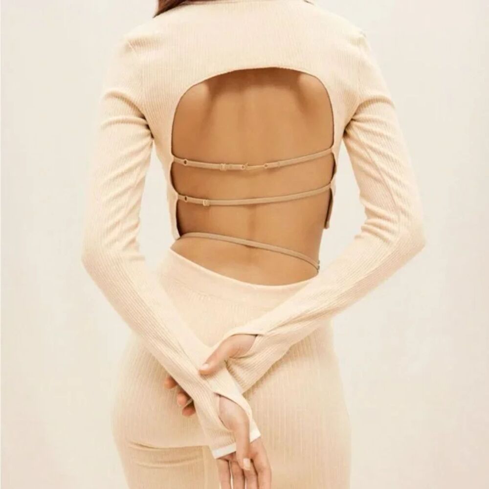 Jacquemus x Nike Le Polo Open back polo top size Large Cream Tan Sold Out